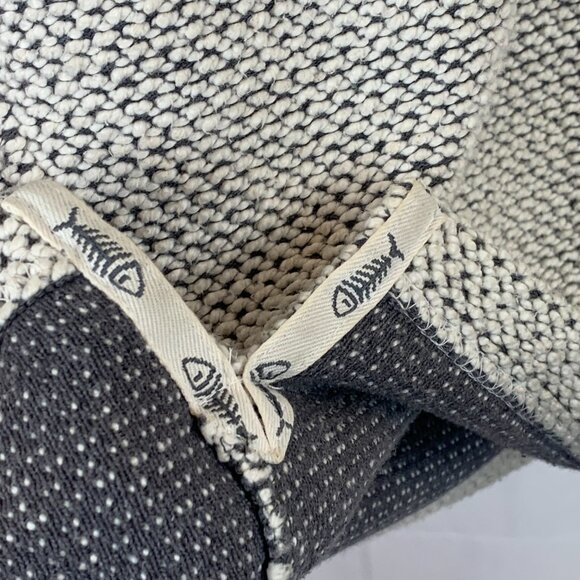 Weird Fish Heavy “Cruiser” 1/4 Zip Macaroni Winter Sweatshirt. - Picture 6 of 14